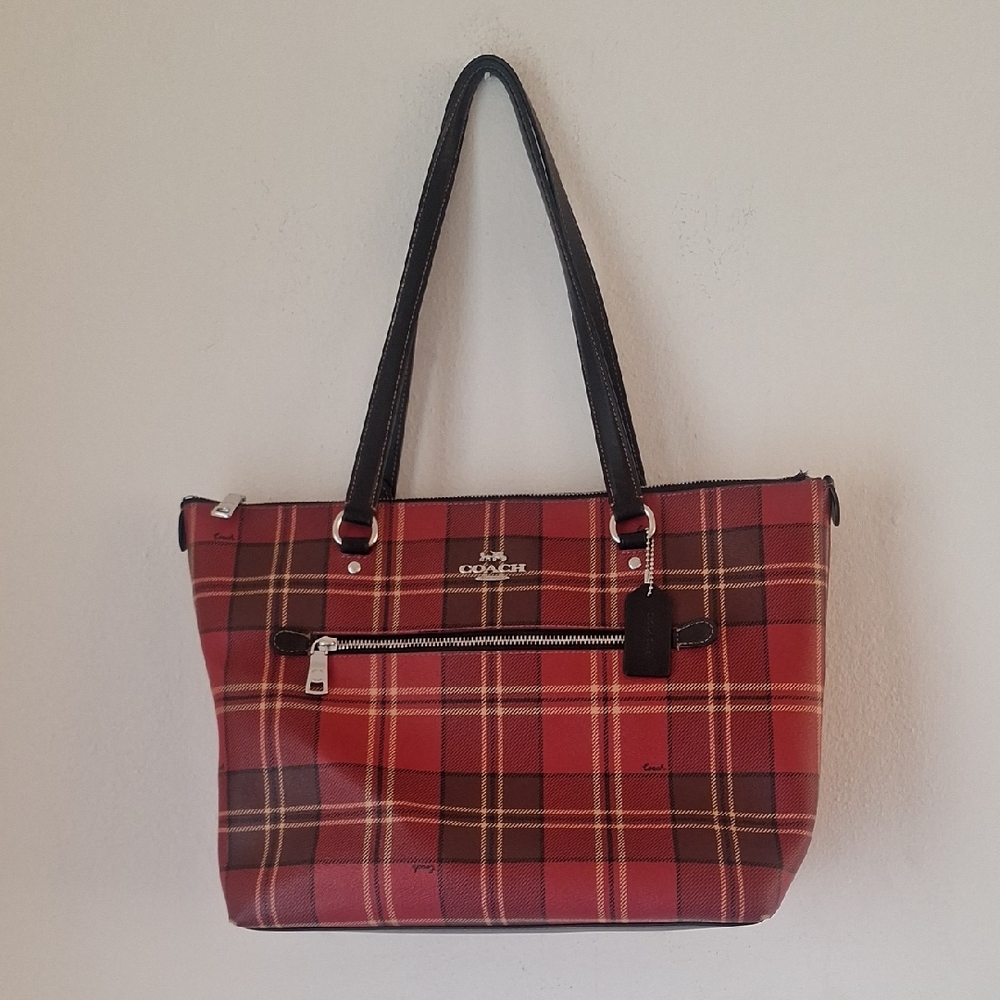 Gorgeous Coach Red and Black Plaid Tote Great For Casual And Buss Occasion